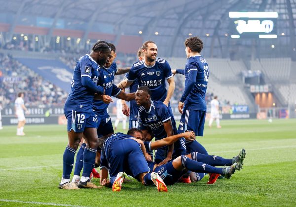 Paris FC empata con Martigues y regresa a la Ligue 1 tras 46 Años con ascenso histórico