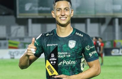 El delantero manabita Miguel Parrales estaría en la mira de Barcelona y Emelec.