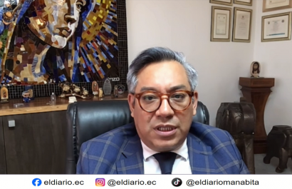 Paúl Ocaña, presidente del Colegio de Abogados de Pichincha, durante entrevista en Manavisión Plus.