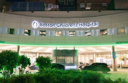 Pediatras ecuatorianos podrán capacitarse en el mejor hospital de niños de EE. UU. con beca integral