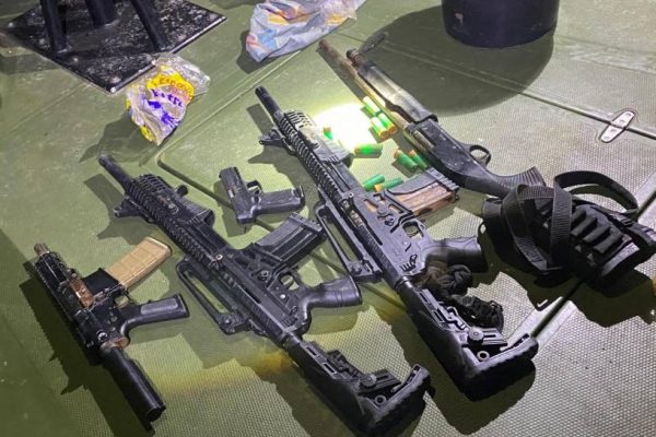 Personal de la Armada del Ecuador, en el marco del Bloque de Seguridad, intervino una camaronera en el Estero Bravito, cantón Santa Rosa