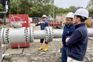 Petroecuador desmiente apagado total de bombas por crisis de oleoductos