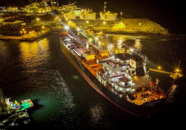 Petroperú exporta más de 130.000 barriles de combustible de aviación a Ecuador