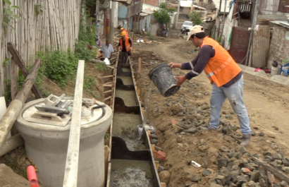 Picoazá: Construcción de la calle Loma del Calvario alcanza un avance del 21% en su primer mes