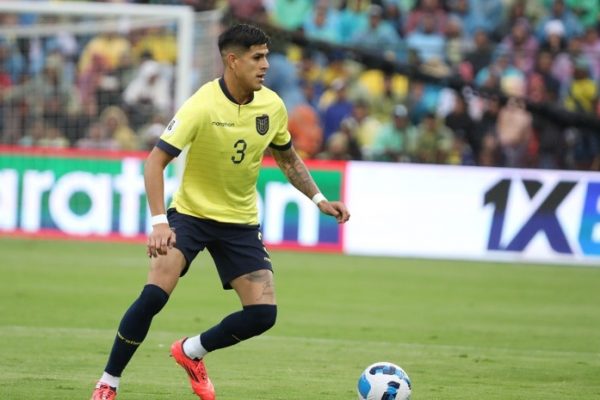 Piero Hincapié, defensa ecuatoriano que podría jugar en Real Madrid