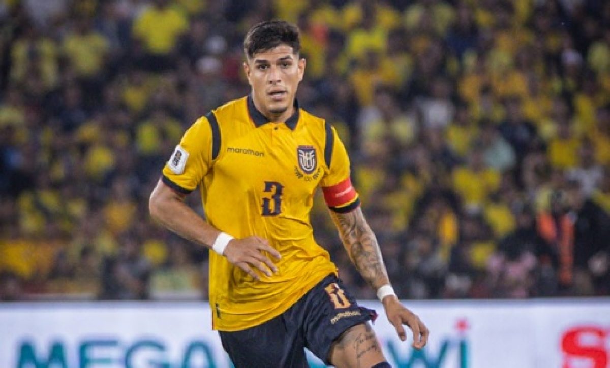 Piero Hincapié, defensor ecuatoriano jugará en el Arsenal de Inglaterra. FOTO: API