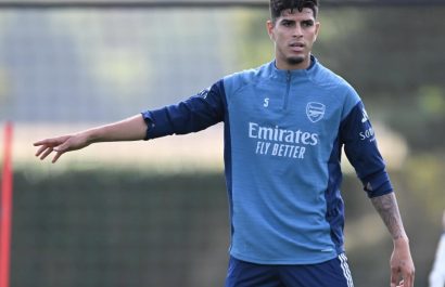 Piero Hincapié volverá a jugar con Arsenal después de la fecha FIFA, cuando se prevé esté recuperado de su lesión, informó Mikel Arteta