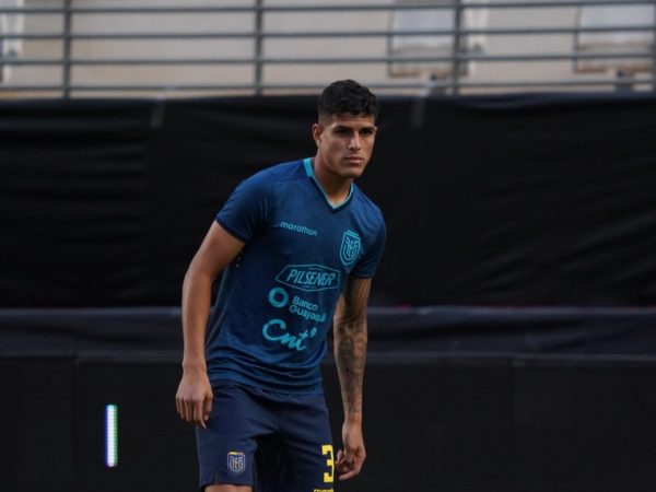 Piero Hincapié es segundo defensor mejor cotizado en el último ranking del Centro Internacional de Estudios del Deporte (CIES)