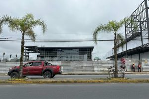 El segundo piso de Bombolí Shopping muestra la distribución de locales comerciales y marcas.