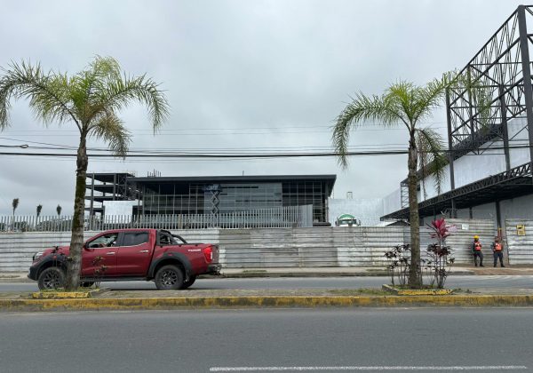 El segundo piso de Bombolí Shopping muestra la distribución de locales comerciales y marcas.
