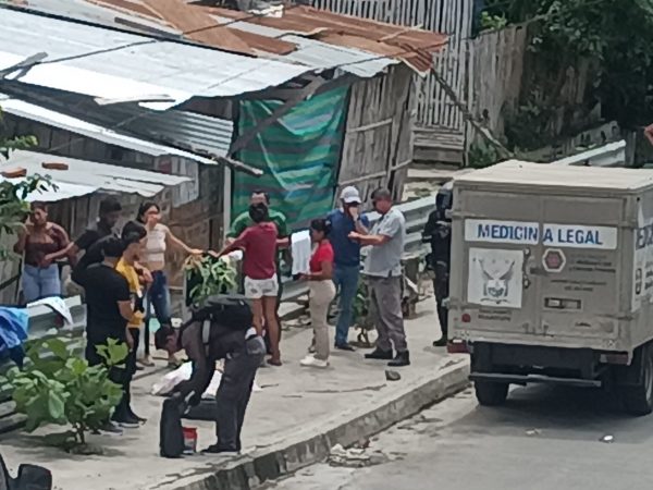 La Policía confirmó que Yandri Gómez Moreira fue asesinado de once disparos en el barrio Simón Bolívar de la parroquia Eloy Alfaro de Manta.
