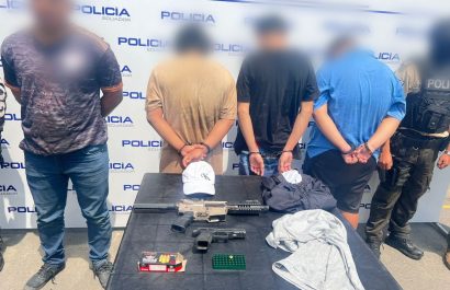 Policía Nacional aprehende a un adulto y aísla a tres menores por presunto sicariato en Durán