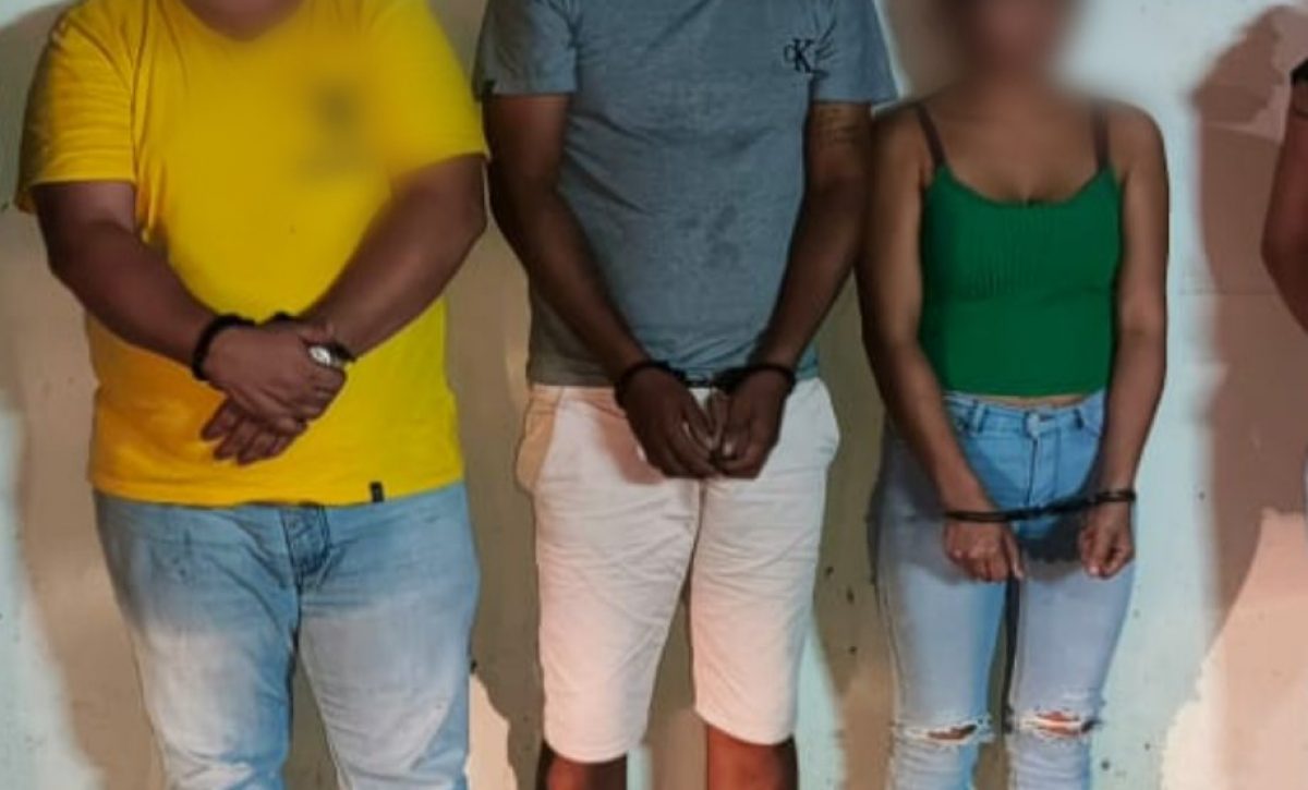 Policía captura a tres presuntos miembros de “Los Choneros” por secuestro en Guayas