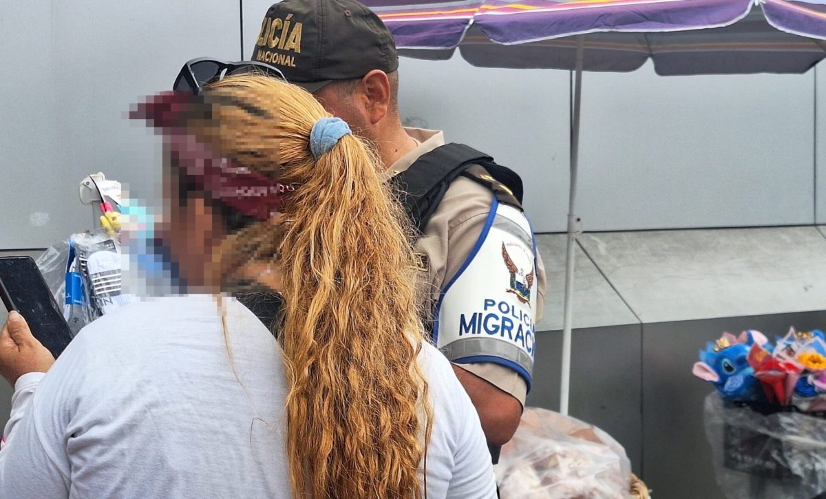 Policía de Migración refuerza controles en Santo Domingo para verificar estatus de extranjeros
