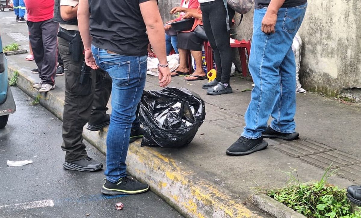 Policía descarta explosivos tras falsa alarma cerca a mercado de Santo Domingo