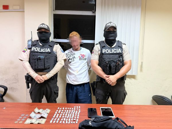 Policía detiene a presunto microexpendedor de drogas en Santo Domingo de los Tsáchilas