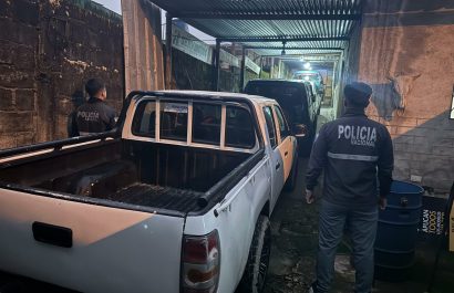 Policía recupera cuatro vehículos robados durante operativo en Santo Domingo