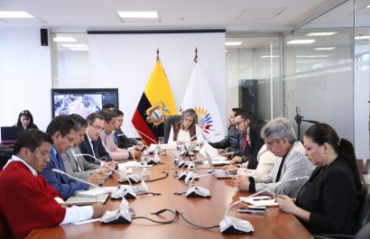 Pontificia Universidad Católica del Ecuador aporta criterios a proyecto de ley de consulta previa