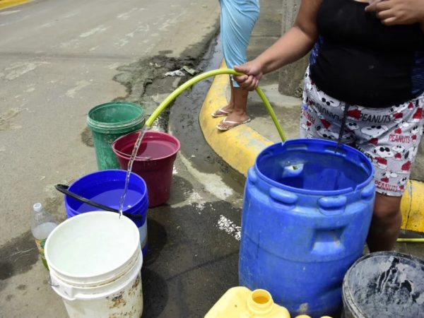Portoaguas suspende operaciones en la planta Cuatro Esquinas y distribución de agua potable