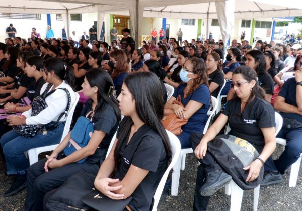 Portoviejo: Artesanos inician su formación en el Centro Ángela Rosa Cevallos