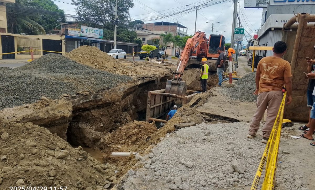 Portoviejo planea contratar robot argentino para reparar red hidrosanitaria y evitar socavones