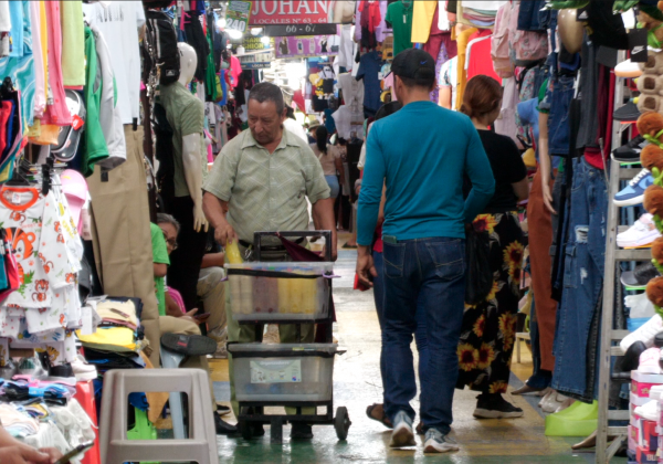 Portoviejo se prepara para el Día del Padre con descuentos en regalos en CC1 y Alajuela