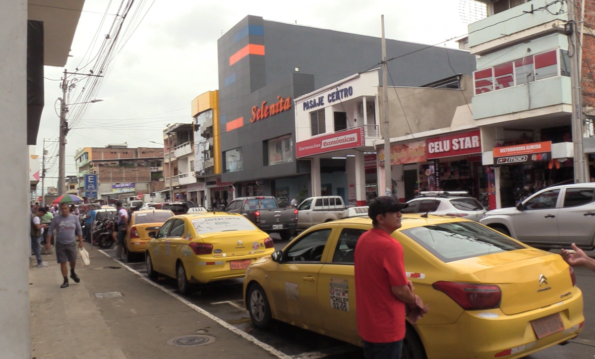 Portoviejo sin tráfico vehicular este 17 de abril clima seco y tránsito despejado