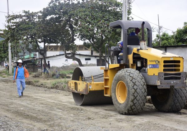 Portoviejo. ¿Cuándo estará lista la vía 4 Esquinas-Pachinche? Descubre los avances