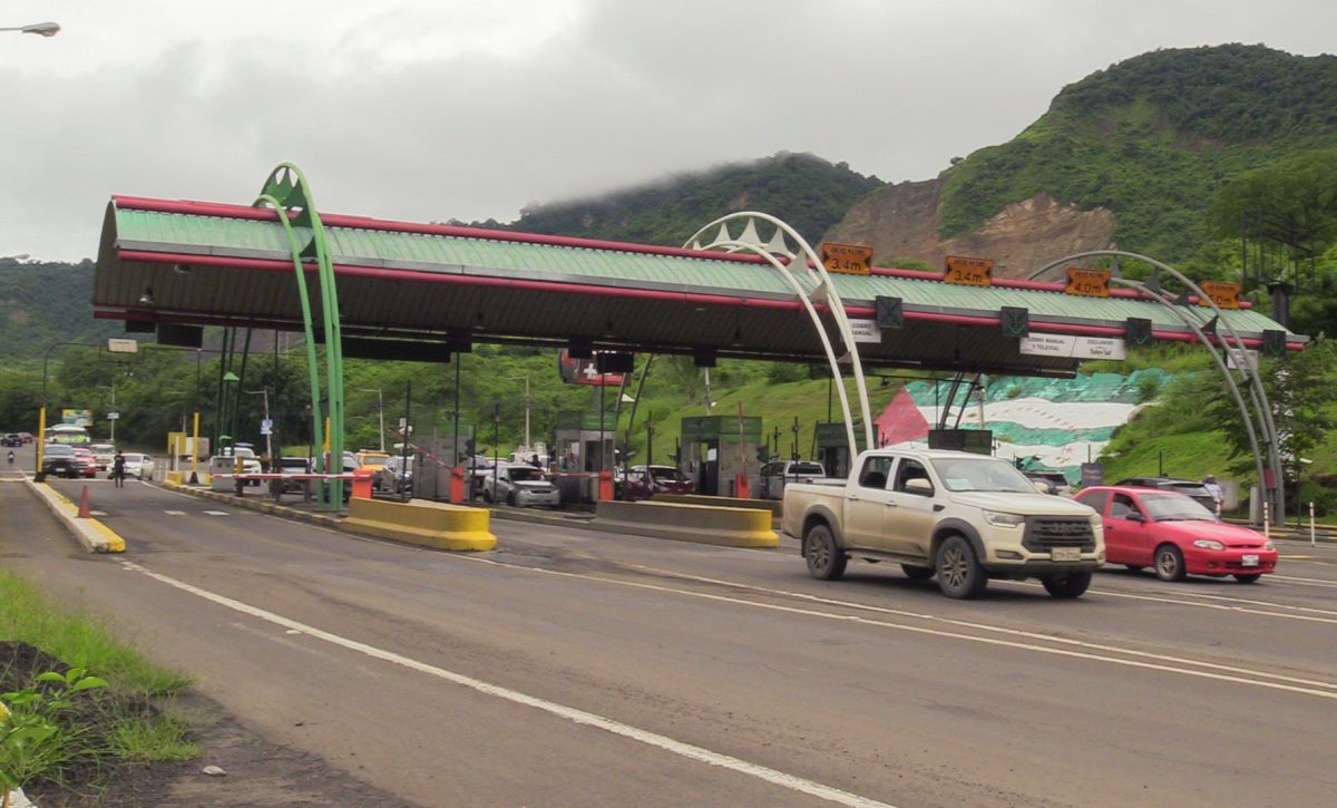 Prefectura de Manabí retoma administración de vía Portoviejo-Montecristi tras fallo judicial