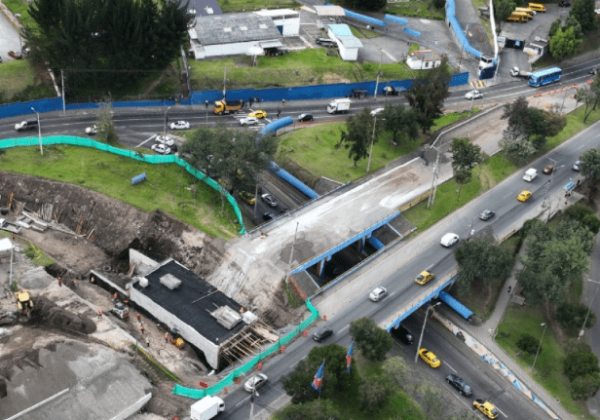 Prepárate para el tráfico de Quito de esta tarde: Pico y placa, contraflujos y cierres viales