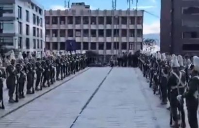 Preparativos finales en la Asamblea Nacional para la investidura presidencial de Daniel Noboa en Ecuador