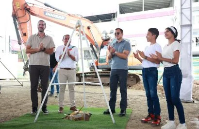 Presidente Noboa inaugura la Plaza Memorial San Gregorio: una obra que esperó nueve años