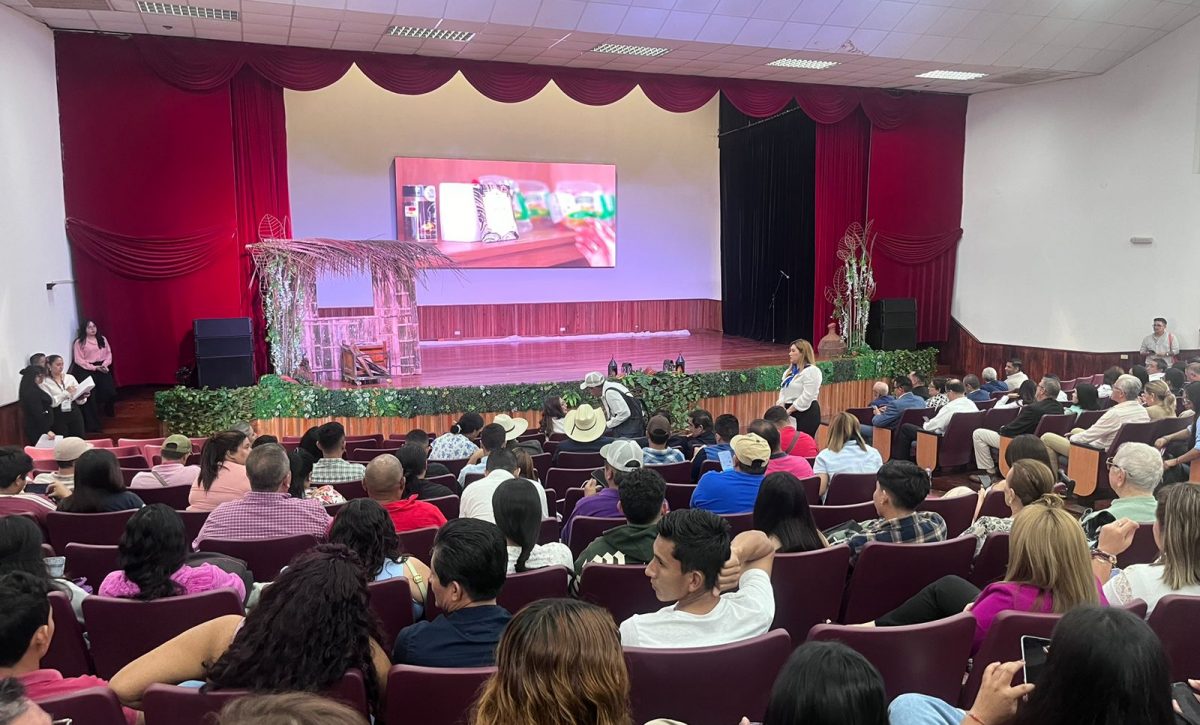 Primera convención Innova Cacao 2025 reunió a academia, industria y productores en Chone