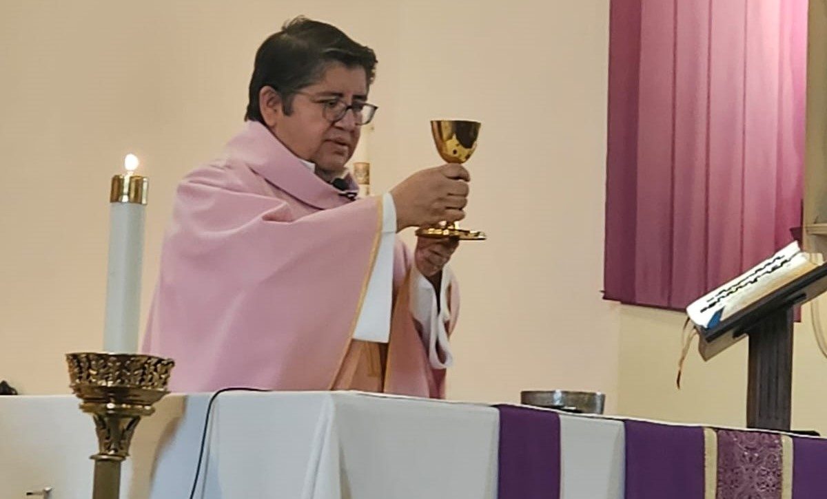 "Primero investigar, luego pedir perdón": Un sacerdote habla sobre los escándalos de la Iglesia