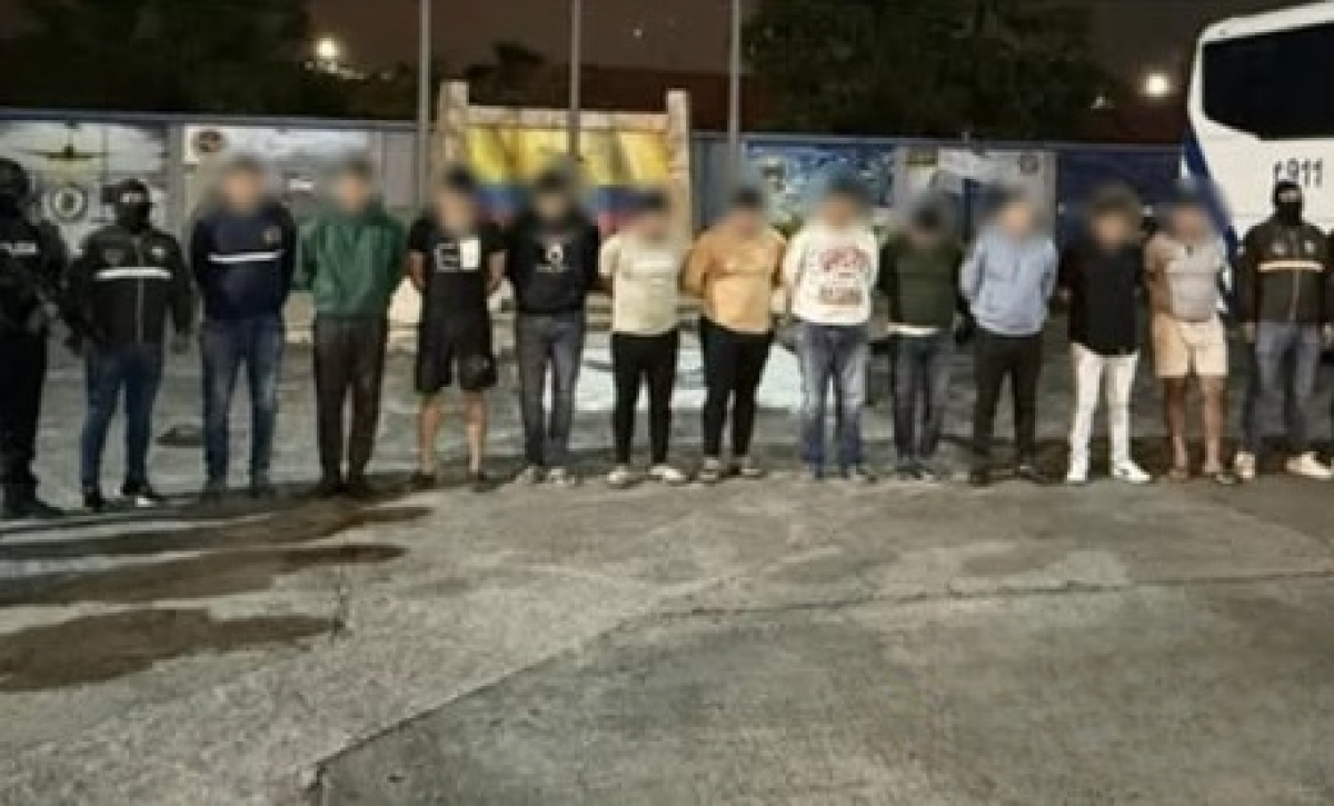 Prisión preventiva para trece implicados, entre ellos tres policías, por presunto tráfico de drogas