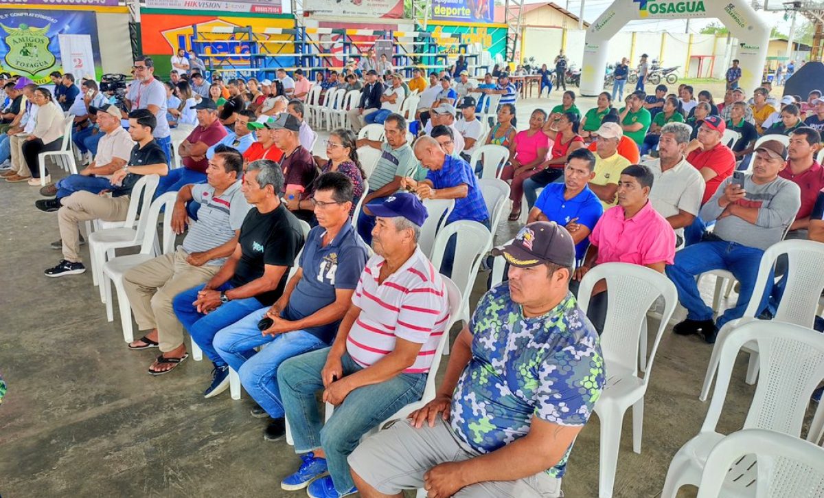 Los productores de maíz participaron en la segunda mesa técnica que se realizó en Tosagua.