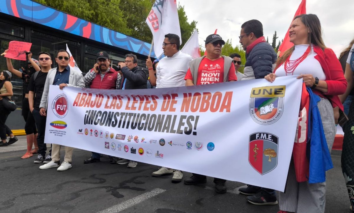 Protesta en Quito: Gremios respaldan a la Corte Constitucional y critican al Gobierno