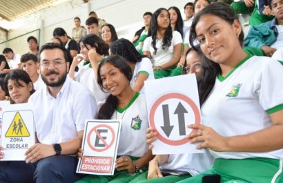 Proyecto “Somos Estrellas” clausura con arte y civismo la formación de 250 estudiantes en Tosagua