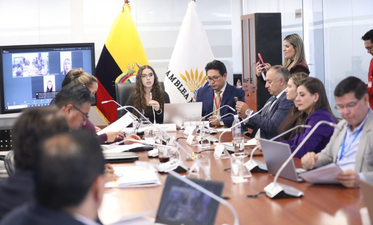 Proyecto de Ley de olas rompientes recibe visto bueno para primer debate