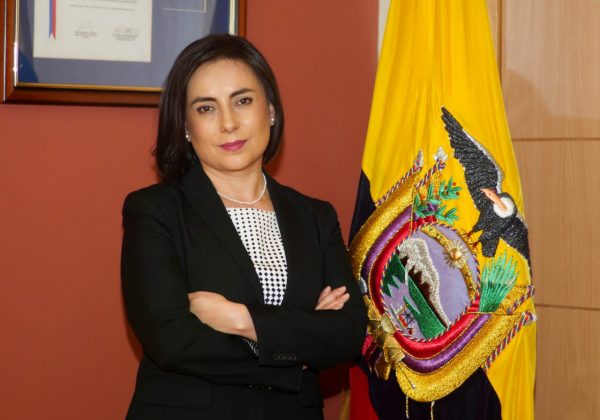 Proyecto minero Loma Larga completa consulta previa y avanza hacia la fase de construcción