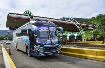 Pugna legal por la vía Portoviejo-Montecristi Prefectura busca diálogo con MTOP