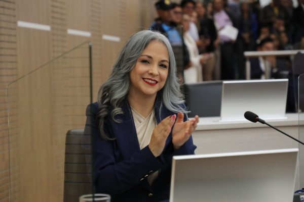 ¿Quién es Fernanda Racines, la vicealcaldesa que repite en el cargo