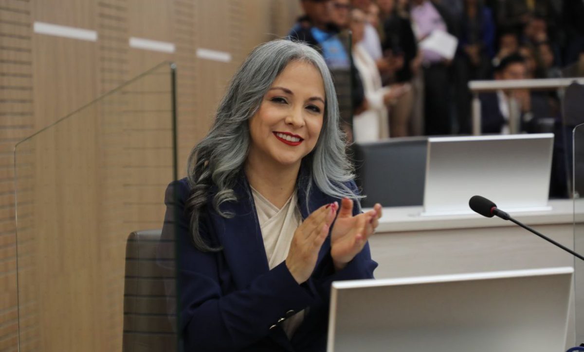 ¿Quién es Fernanda Racines, la vicealcaldesa que repite en el cargo