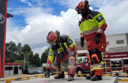 Quito: bomberos fortalecen capacidades para búsqueda y rescate urbano con miras a certificación internacional