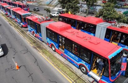 Quito estrena moderna flota de trolebuses eléctricos