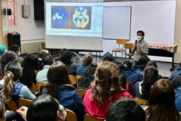 Quito fortalece salud mental en 20 escuelas municipales
