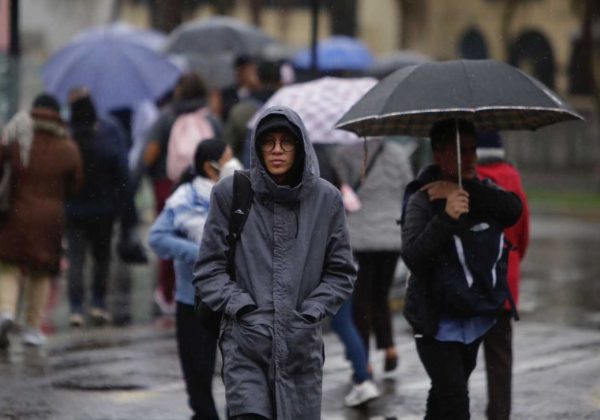 Quito con temperaturas frescas y lluvias moderadas este sábado 17 de mayo