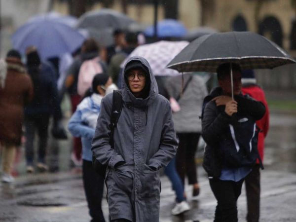 Quito con temperaturas frescas y lluvias moderadas este sábado 17 de mayo