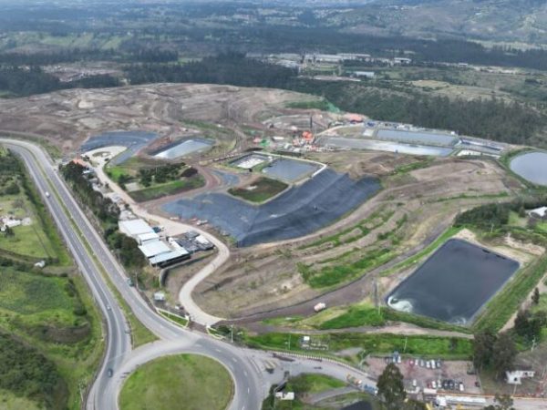 Quito se posiciona como referente en la reducción de emisiones de CO₂ en América Latina