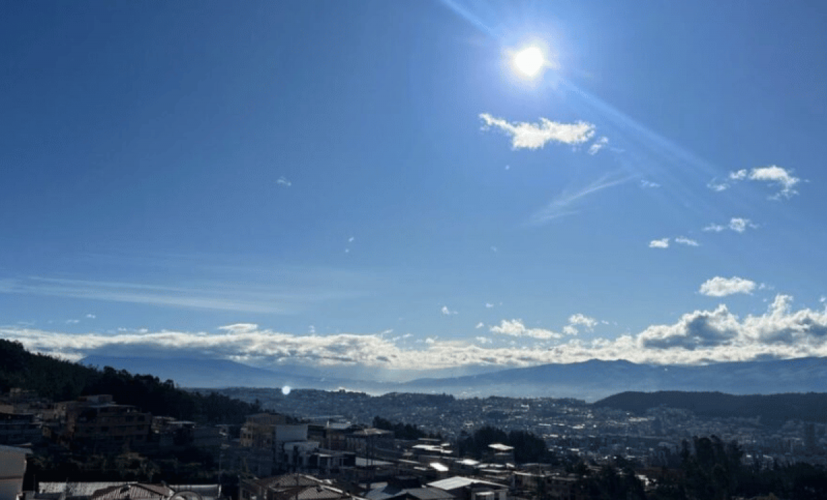 Quito y Guayaquil Lluvias y UV alto en el pronóstico de hoy